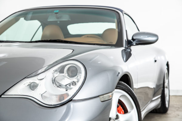 911 カレラ4Sカブリオレ