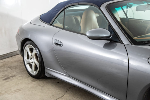 911 カレラ4Sカブリオレ