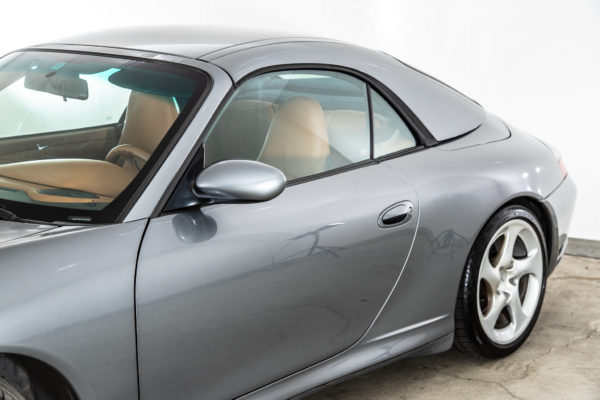 911 カレラ4Sカブリオレ