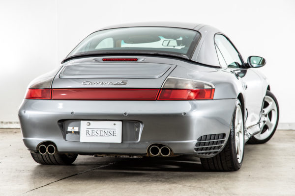 911 カレラ4Sカブリオレ