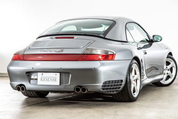 911 カレラ4Sカブリオレ