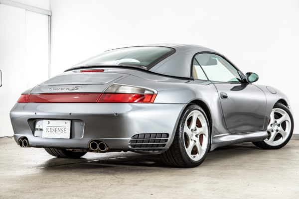 911 カレラ4Sカブリオレ