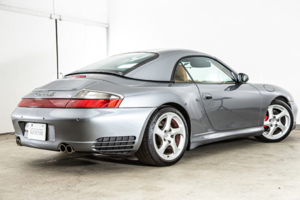 911 カレラ4Sカブリオレ