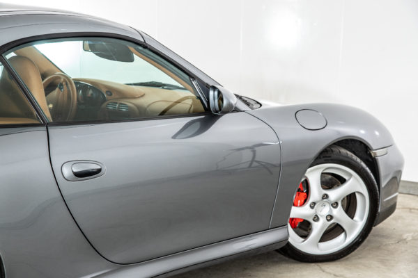 911 カレラ4Sカブリオレ