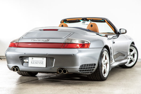 911 カレラ4Sカブリオレ