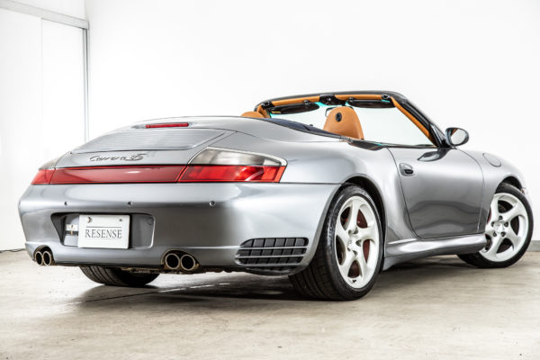 911 カレラ4Sカブリオレ