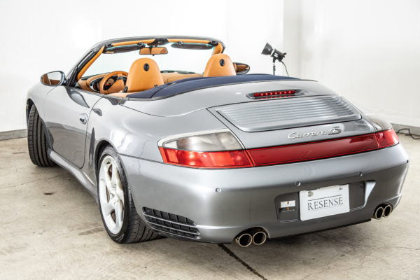 911 カレラ4Sカブリオレ