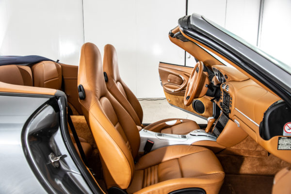 911 カレラ4Sカブリオレ