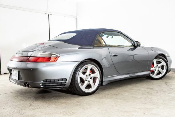 911 カレラ4Sカブリオレ