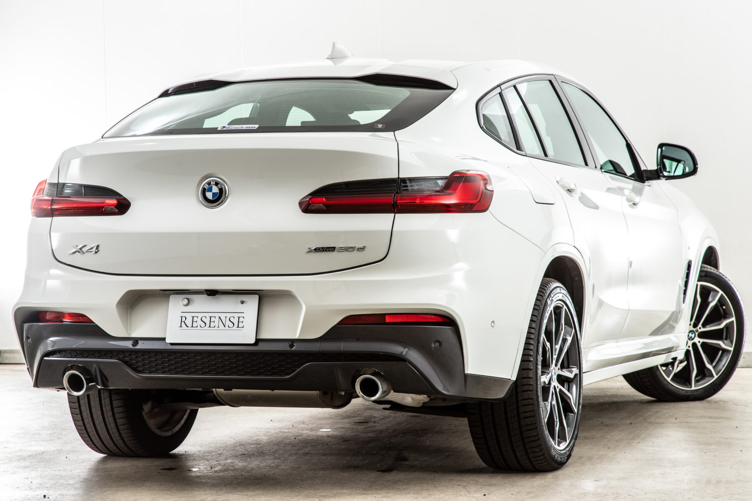 X4