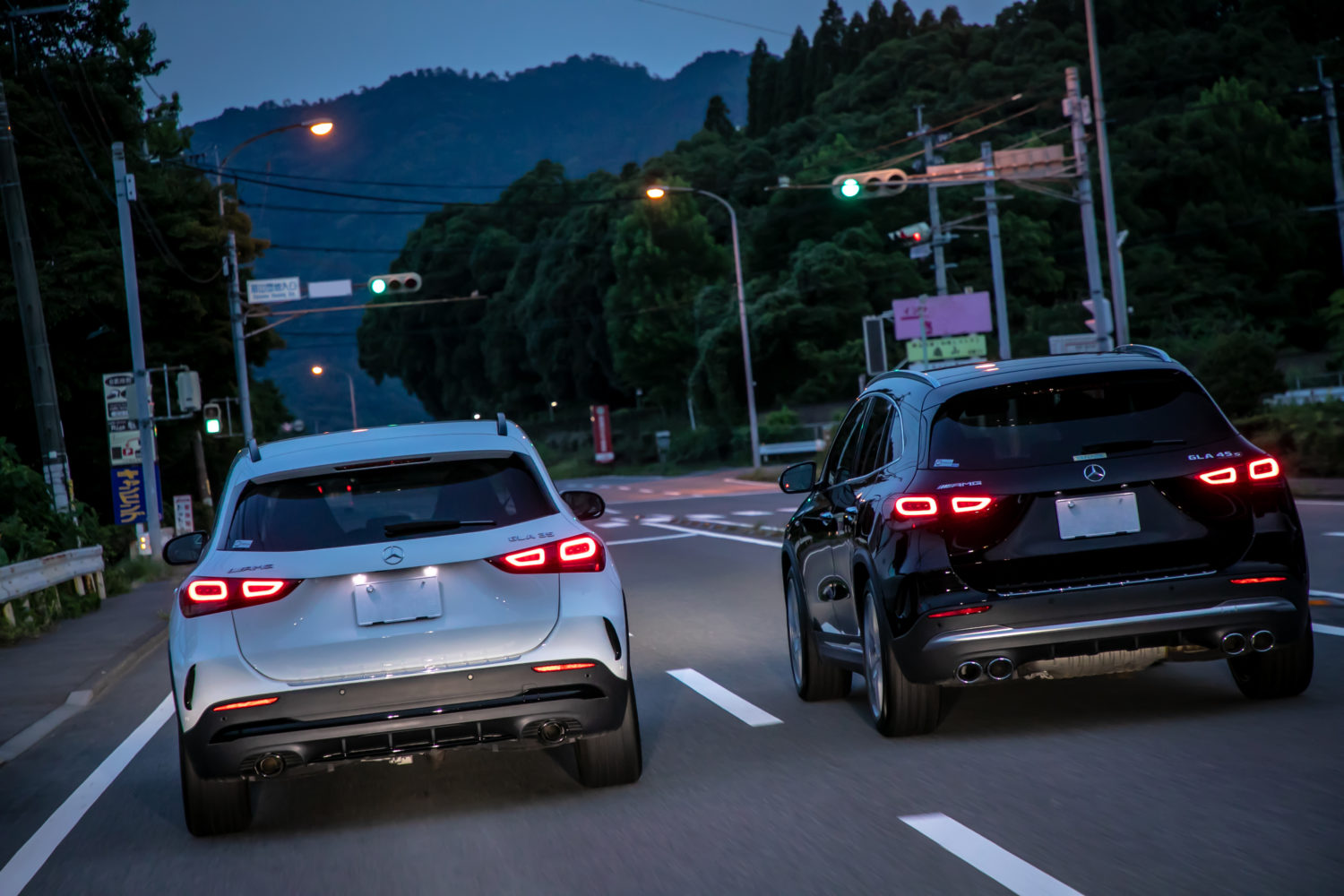 メルセデスAMG GLA 35 4MATIC（4WD/8AT）／GLA 45 S 4MATIC+（4WD/8AT）選ぶなら