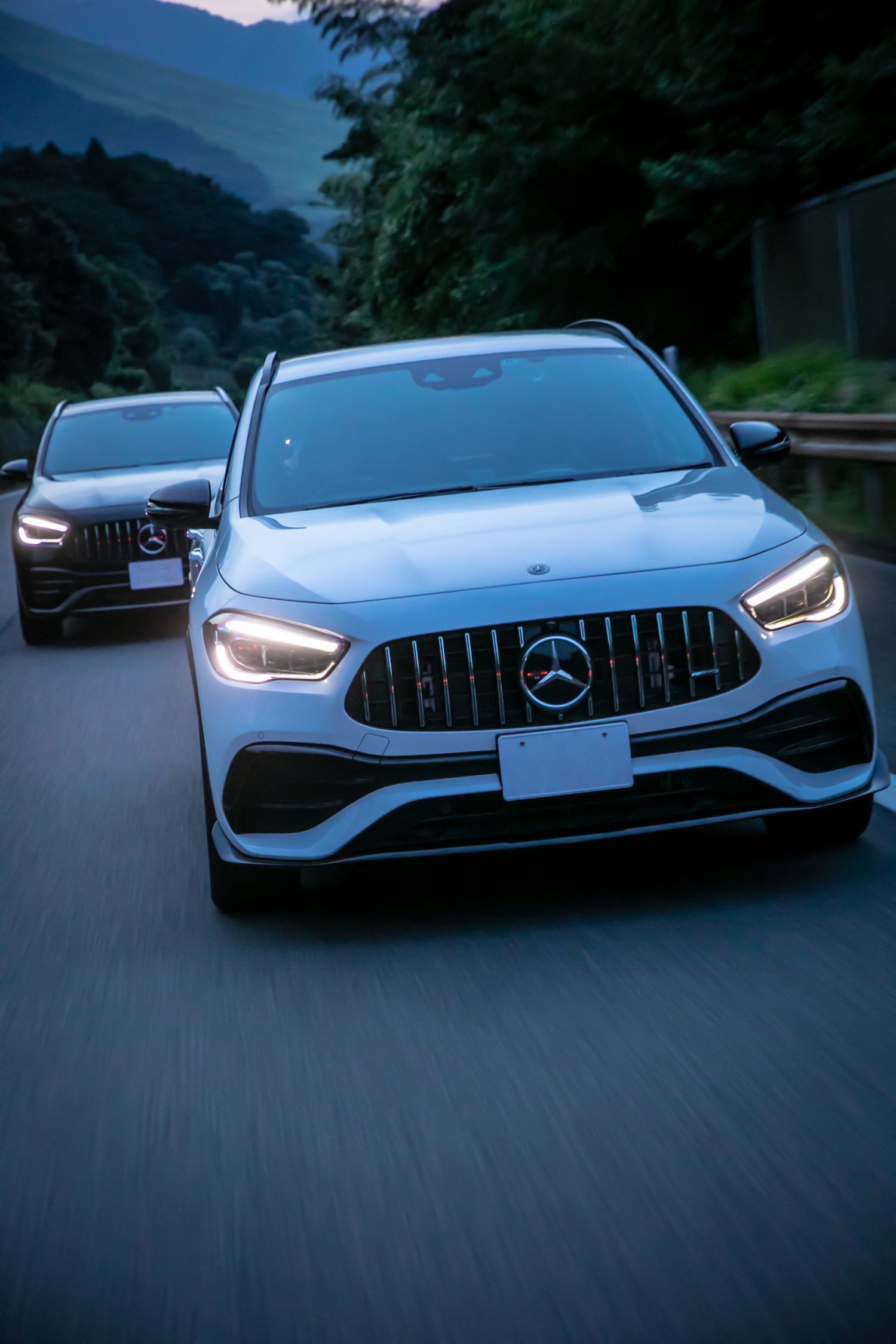 メルセデスAMG GLA 35 4MATIC（4WD/8AT）／GLA 45 S 4MATIC+（4WD/8AT）選ぶなら