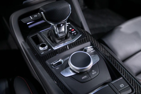 R8