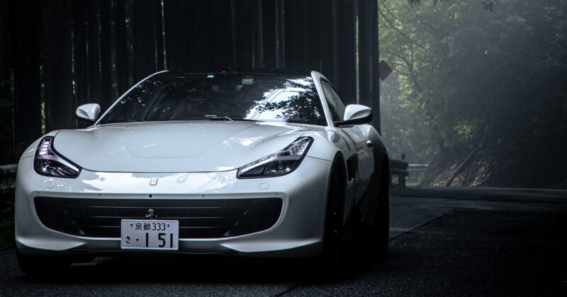フェラーリGTC4ルッソT（2017）ターボエンジンじゃダメですか？
