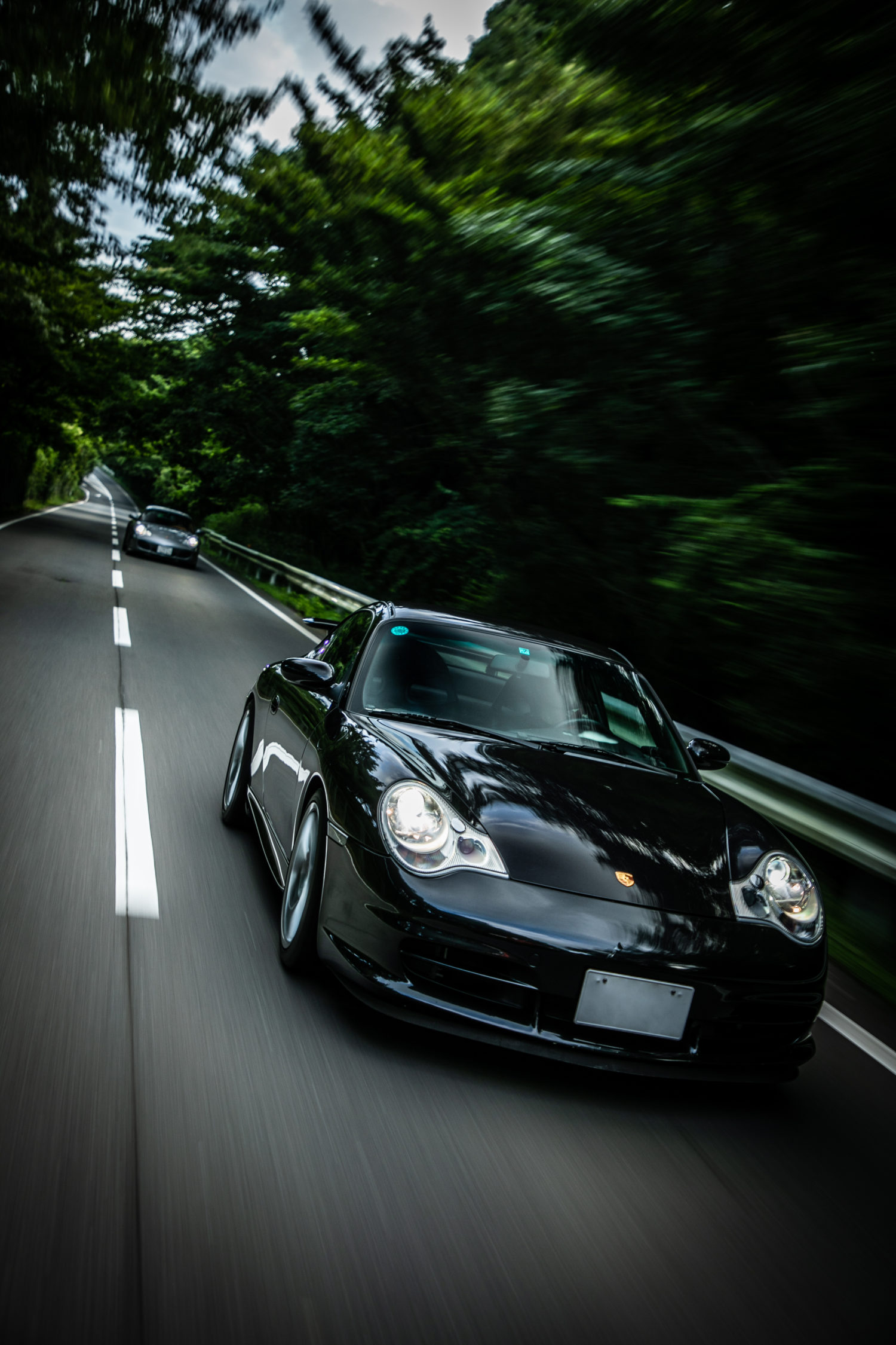 ポルシェ911GT3（RR/6MT）／ポルシェ911カレラ4Sカブリオレ（4WD/5AT）両極にある陶酔