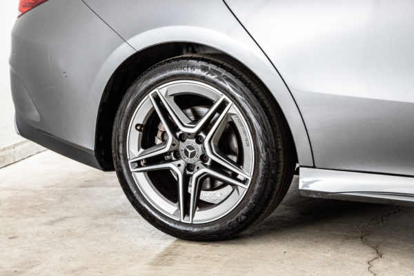 CLA200d AMGライン