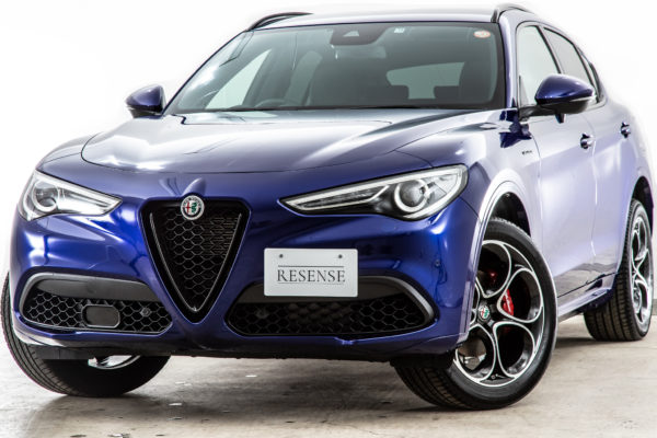 ステルヴィオ  2.0 ターボ Q4 ヴェローチェ 4WD