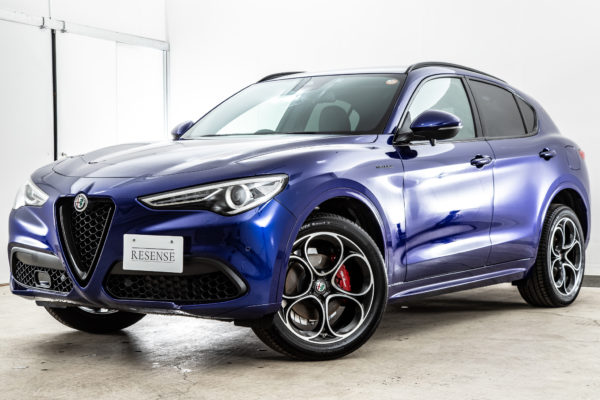 ステルヴィオ  2.0 ターボ Q4 ヴェローチェ 4WD