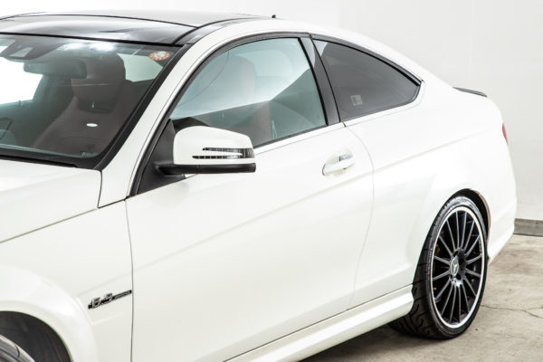 C63 クーペ AMGパフォーマンスパッケージ
