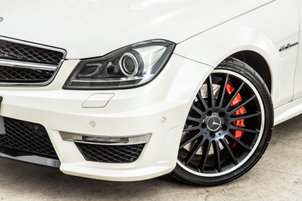 C63 クーペ AMGパフォーマンスパッケージ