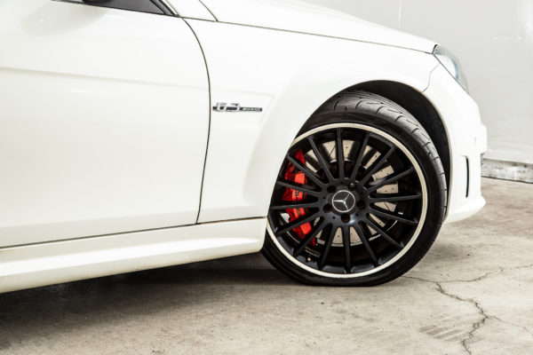 C63 クーペ AMGパフォーマンスパッケージ