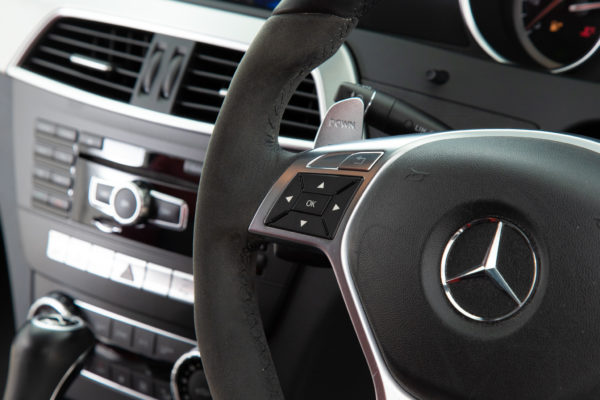 C63 クーペ AMGパフォーマンスパッケージ