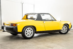 914