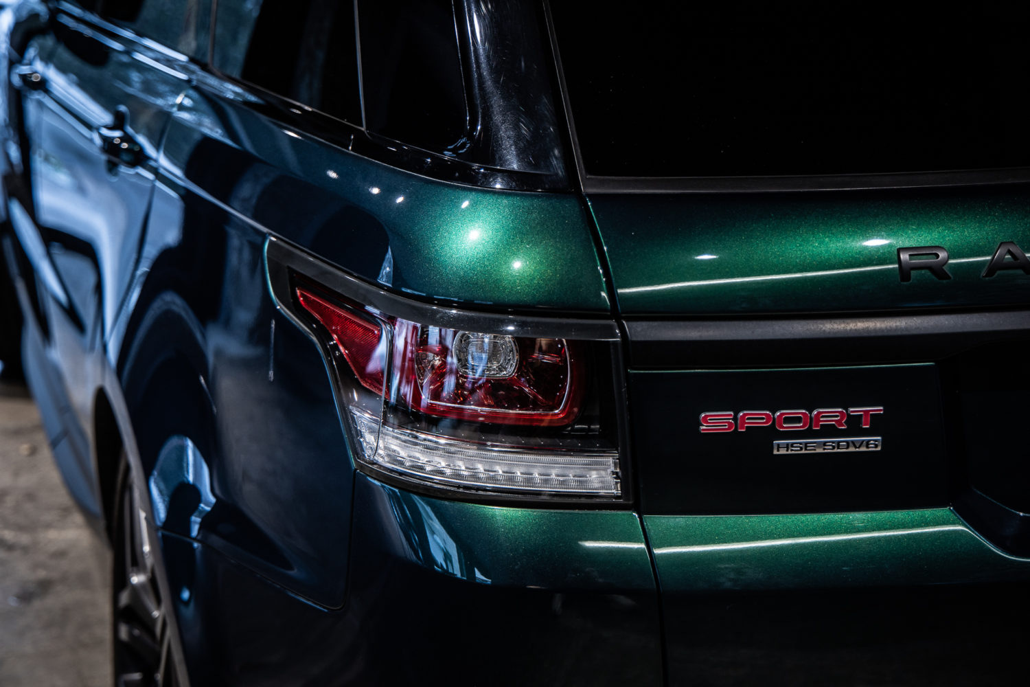 レンジローバー スポーツ HSE