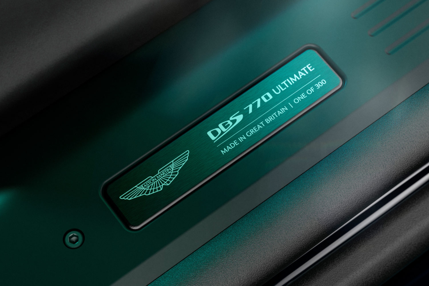 アストン・マーティンDBS 770アルティメット　最後の最強モデル　499台、発売前に完売