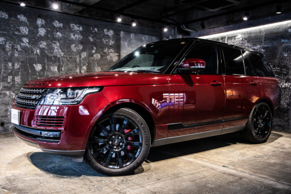 レンジローバー 3.0V6 Sチャージド(380ps)ヴォーグ 4WD