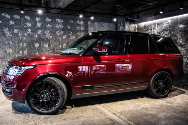 レンジローバー 3.0V6 Sチャージド(380ps)ヴォーグ 4WD