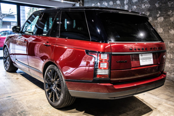 レンジローバー 3.0V6 Sチャージド(380ps)ヴォーグ 4WD