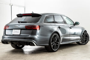 RS6アバント パフォーマンス