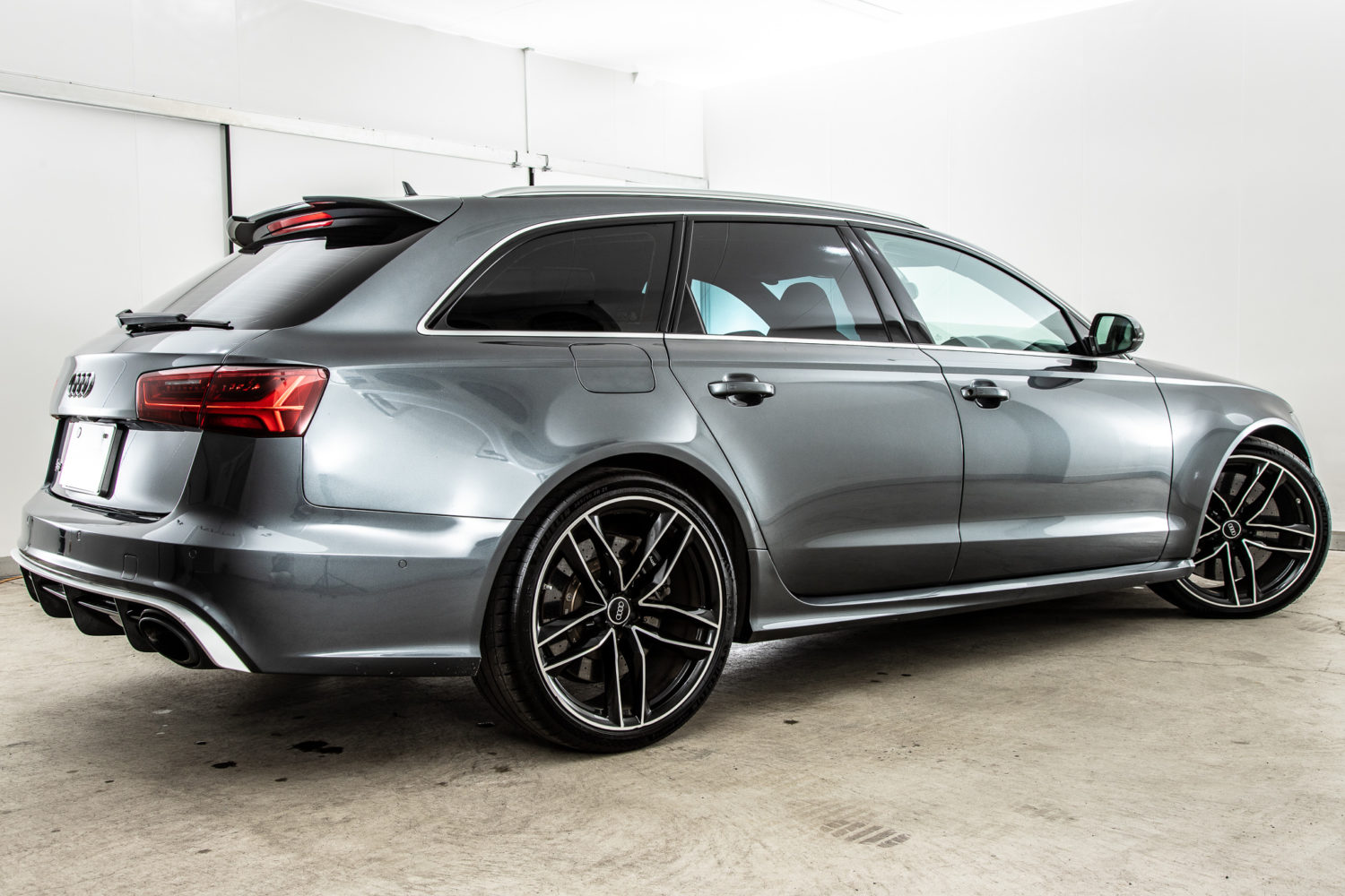 RS6アバント パフォーマンス