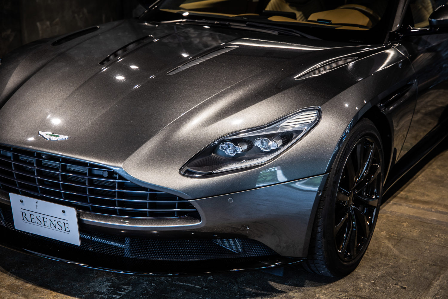 DB11