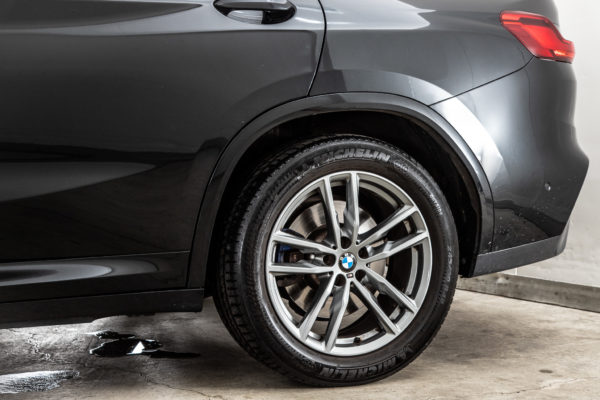 X4 xDrive 30i Mスポーツ