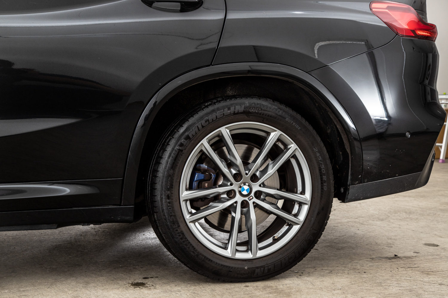 X4 xDrive 30i Mスポーツ