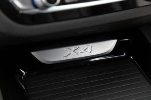 X4 xDrive 30i Mスポーツ