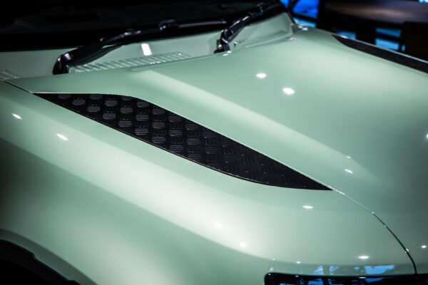 ディフェンダー90 75thリミテッドエディション