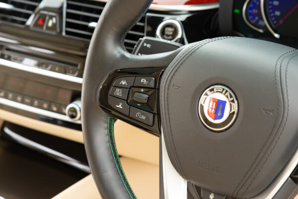 D5 Sビターボ リムジン アルラット 4WD