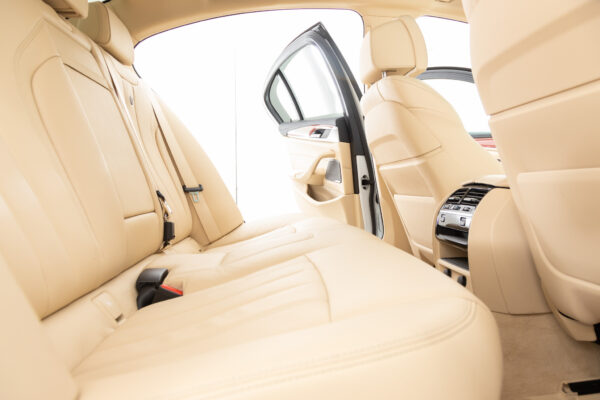 D5 Sビターボ リムジン アルラット 4WD