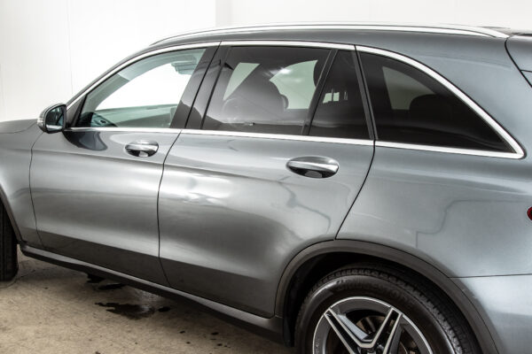 GLCクラス GLC 220d 4MATIC AMGライン