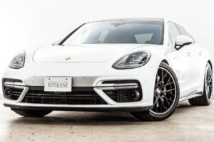 パナメーラ スポーツツーリスモ ターボ PDK 4WD