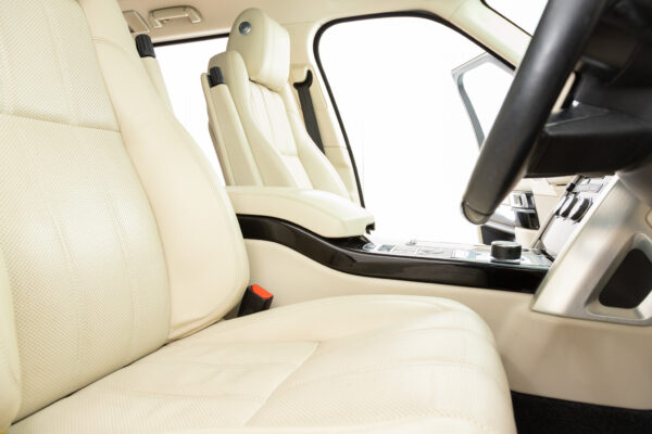 レンジローバー 5.0V8スーパーチャージド ヴォーグ