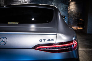 GT 4ドアクーペ 43 4MATIC+ AMG ライド コントロール+ パッケージ 4WD