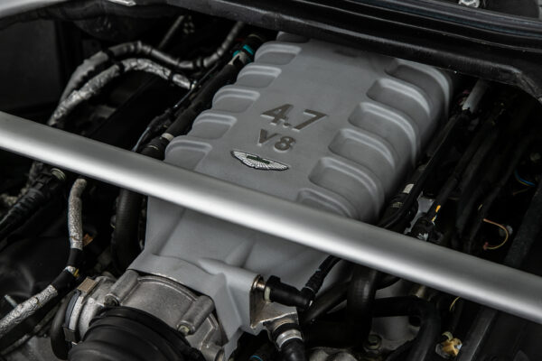 アストンマーティン V8 ヴァンテージ スポーツシフトⅡ