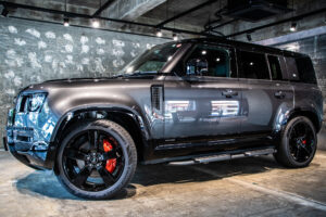 ディフェンダー 110 X 3.0L D300 4WD