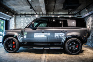ディフェンダー 110 X 3.0L D300 4WD
