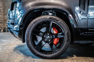 ディフェンダー 110 X 3.0L D300 4WD