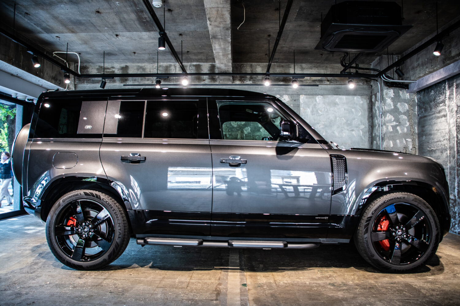 ディフェンダー 110 X 3.0L D300 4WD